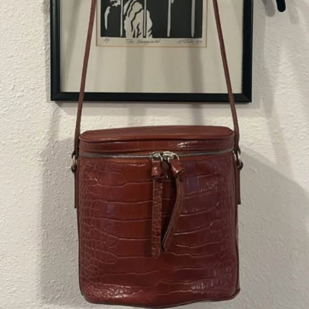 TL 180 croc bucket bag